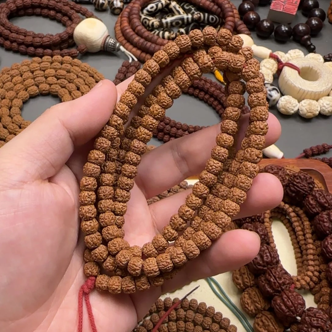 金刚菩提吊坠陌***玉8.2mm葛地利盘龙藏式