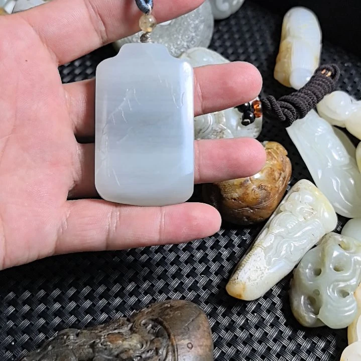 山***树和田玉未镶嵌挂件