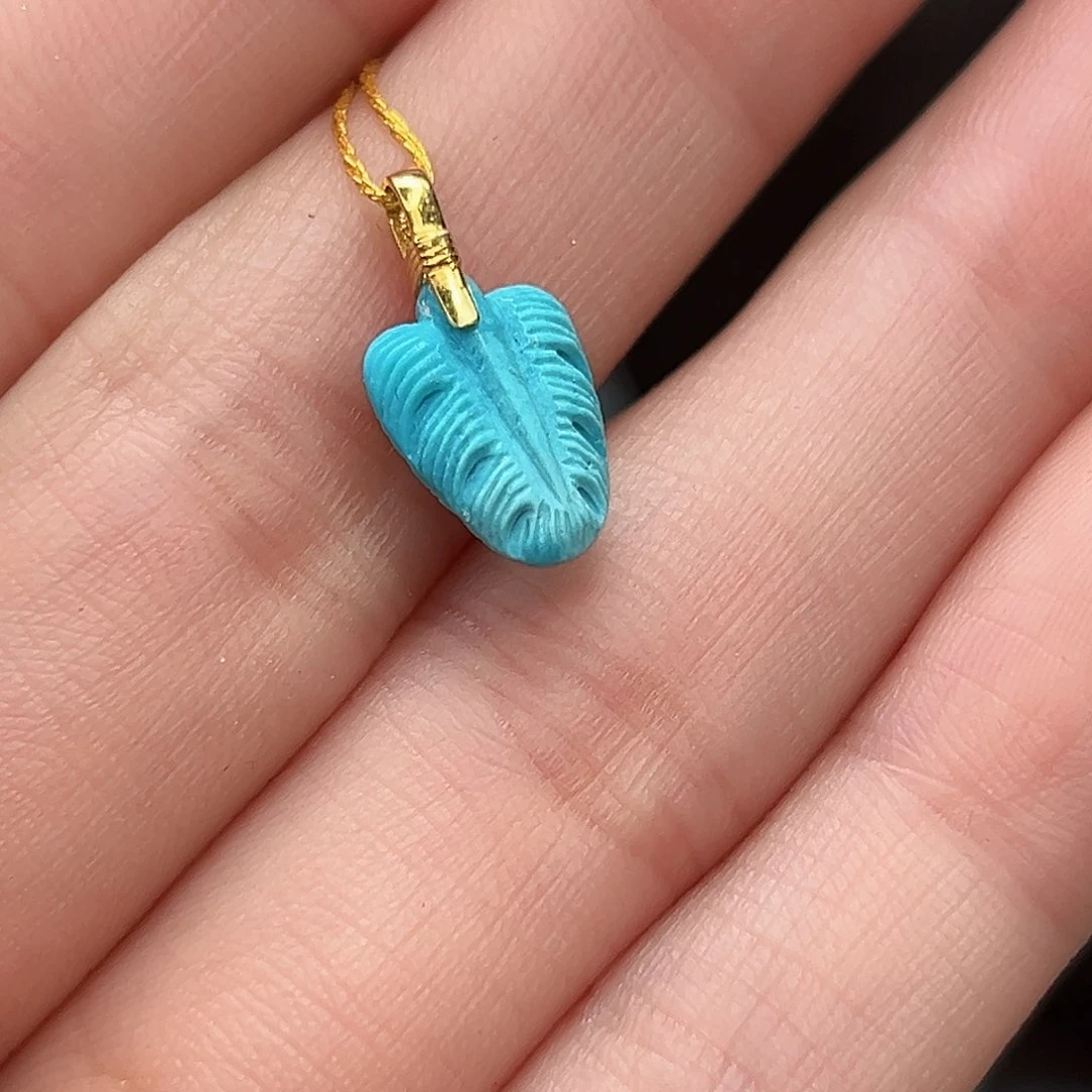 绿松石珠宝奇石18K金镶嵌