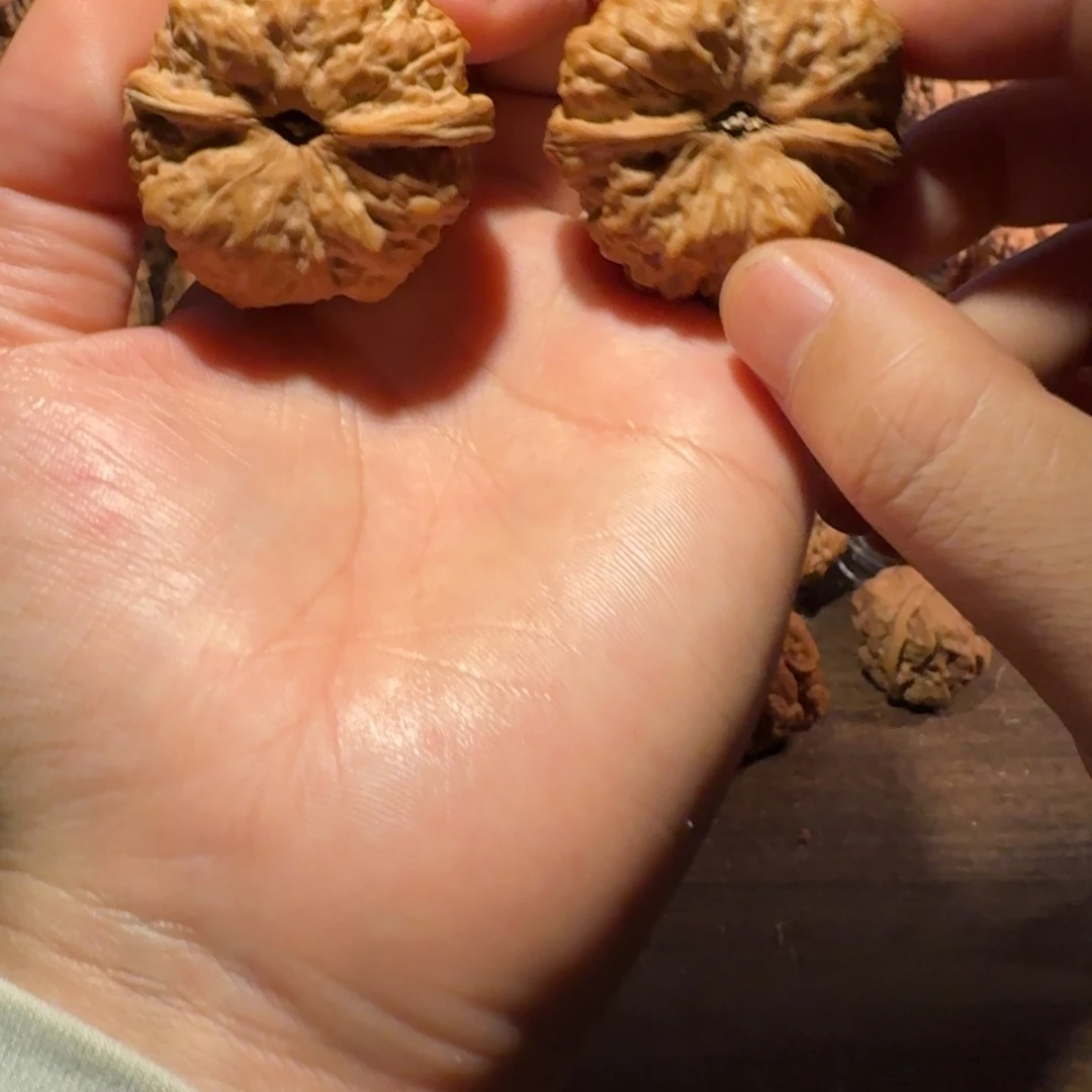 北***兵吊坠文玩核桃蛤蟆的眼睛是真的好看啊我的天啊我