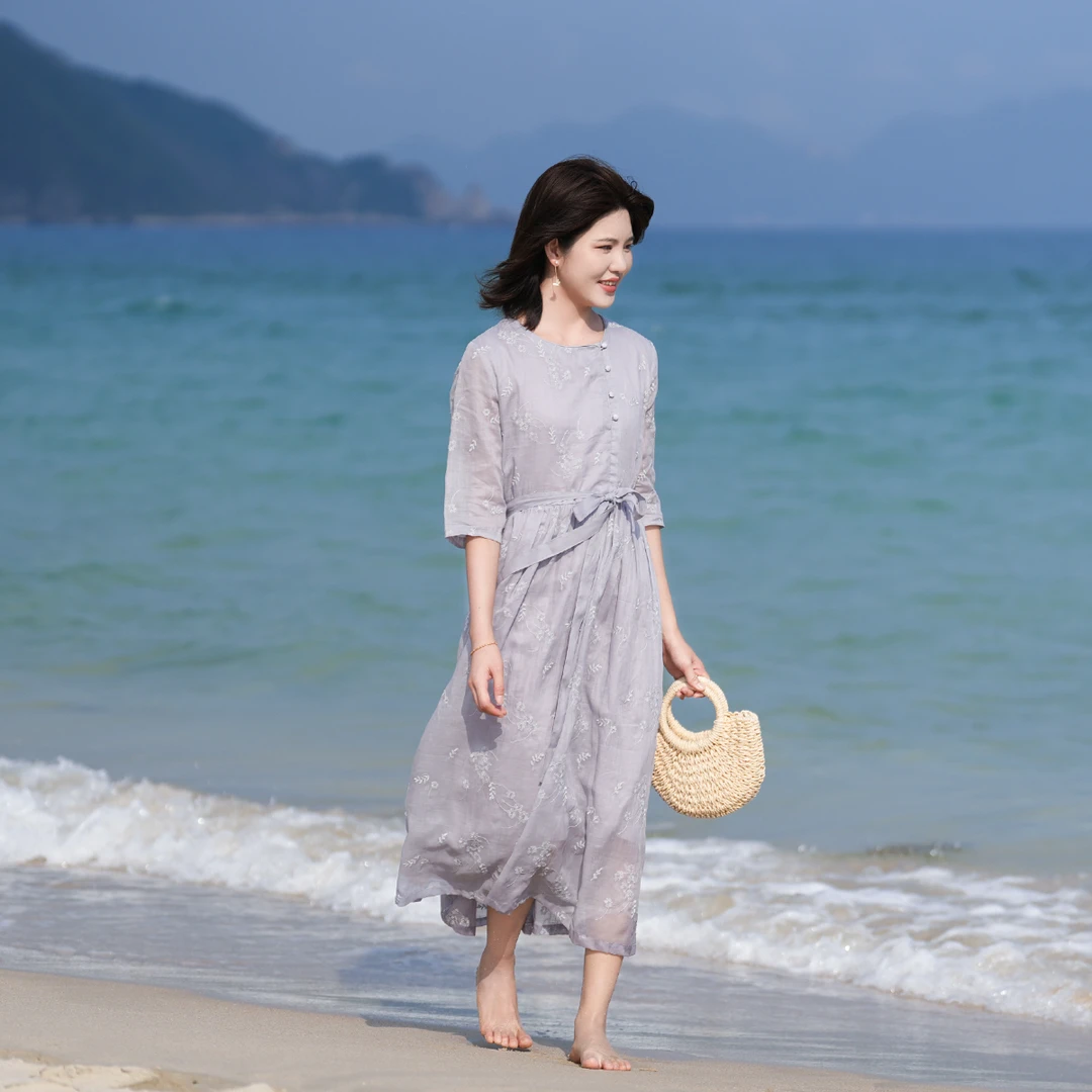 十五家25夏季新款苎麻文艺国风刺绣系带显瘦连衣裙紫色系带大摆裙