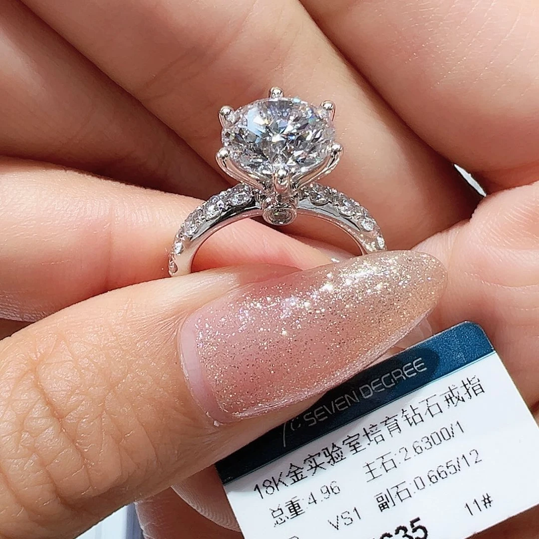 18K金镶嵌实验室培育钻石小*仔2.63ct