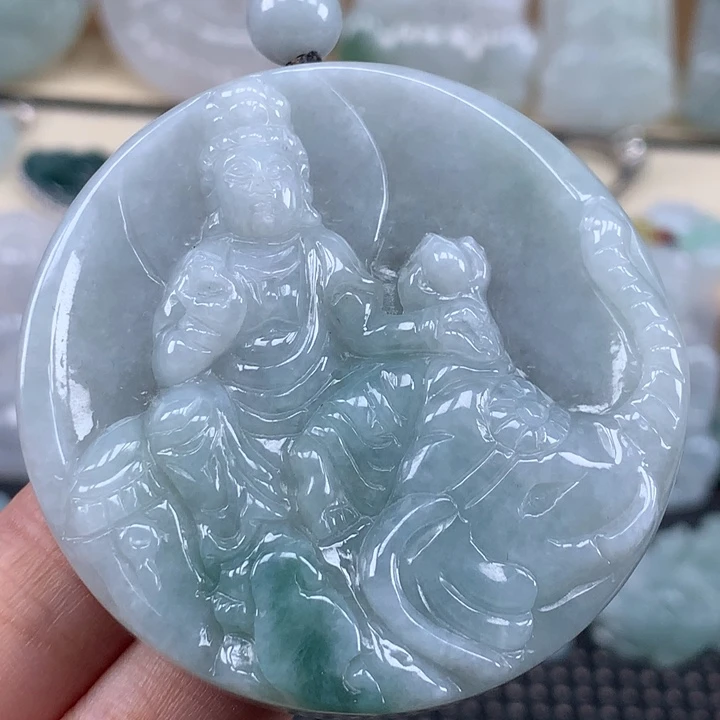 颈饰未镶嵌翡翠普贤菩萨吊坠