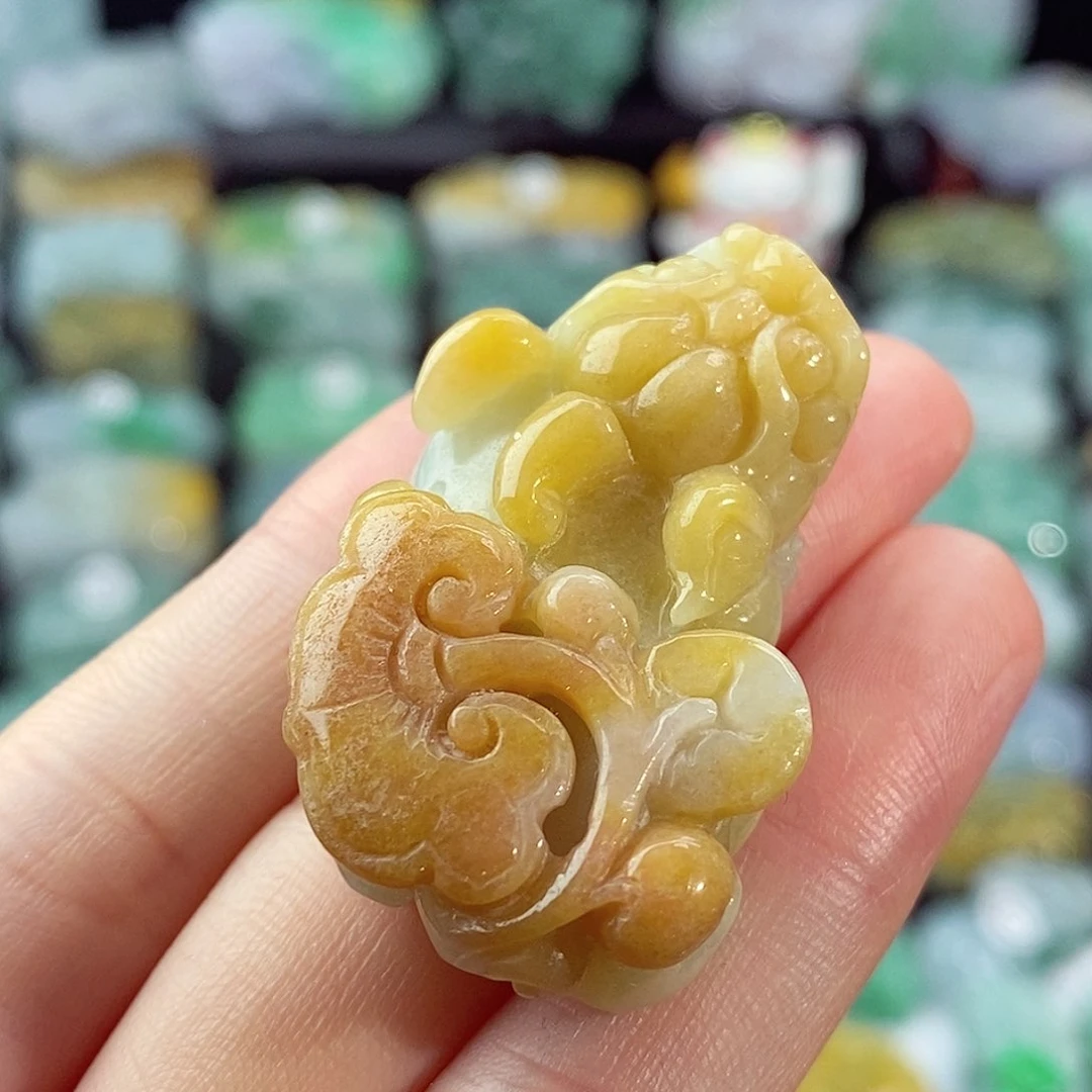 颈饰未镶嵌翡翠天然