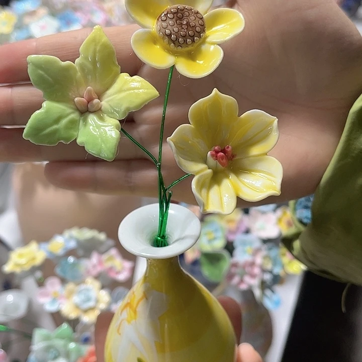 陶景德镇陶瓷花和花瓶