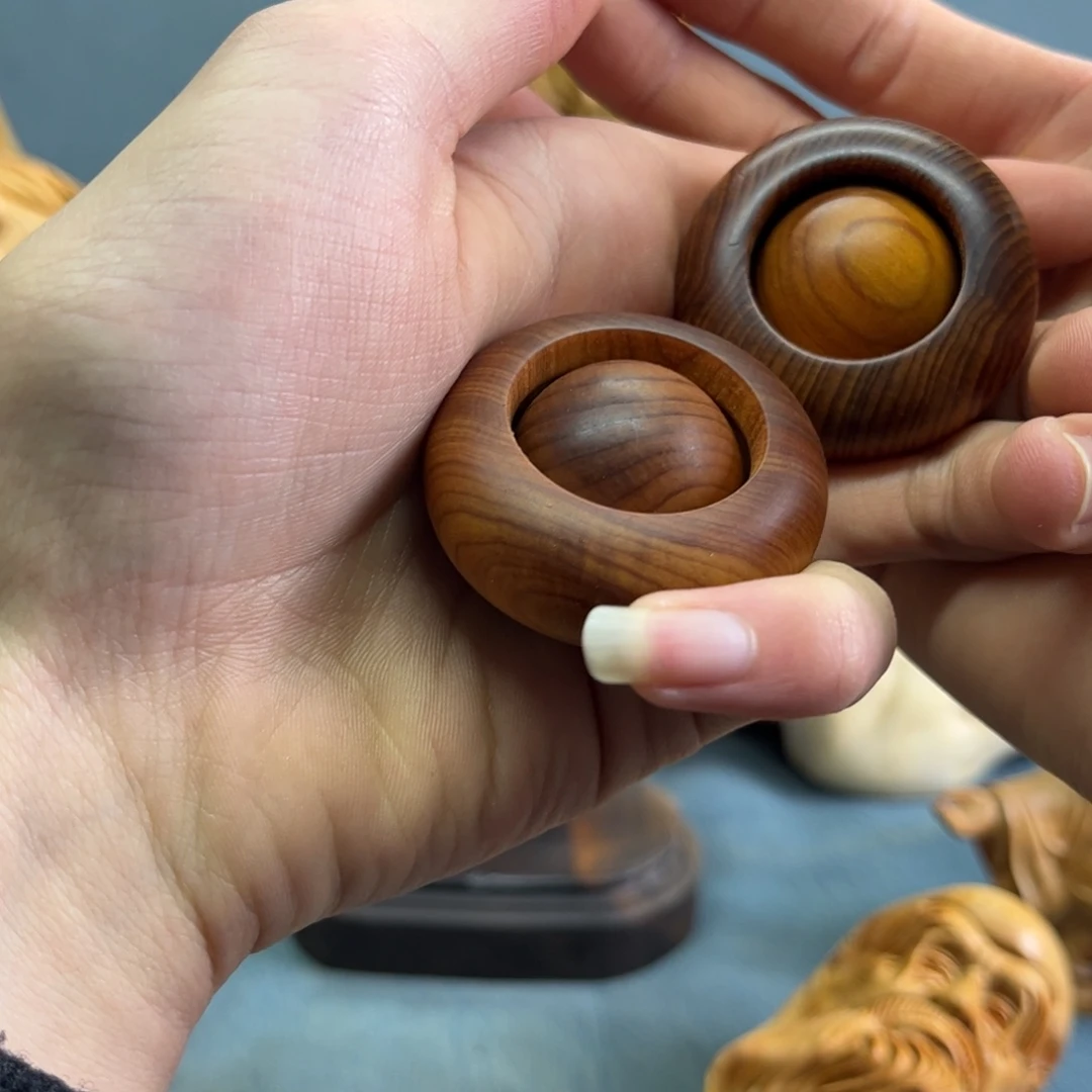 柏木（崖柏）龙****8精品工艺品