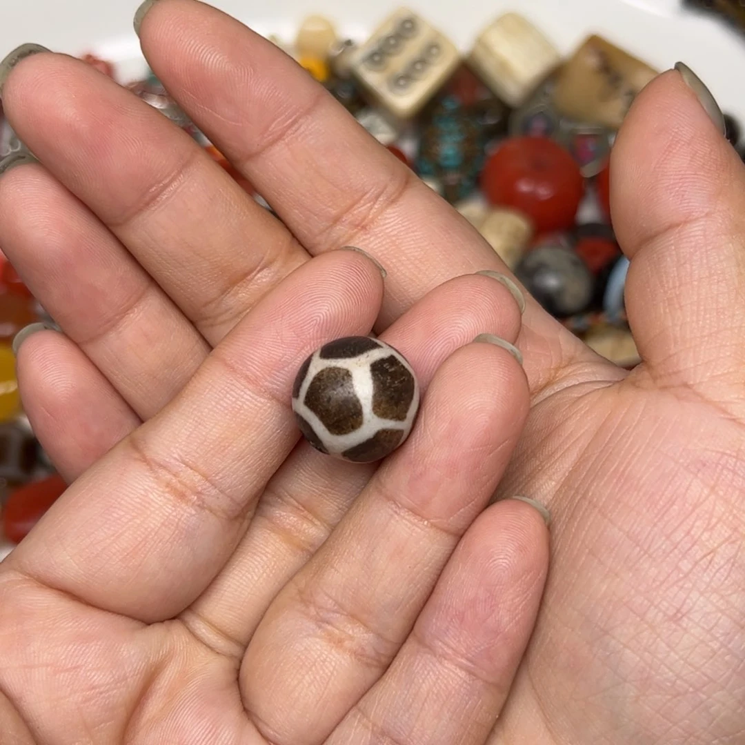 ****⁶星月菩提手串如图