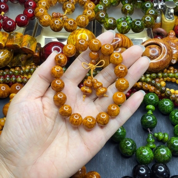 松木琥珀木文玩手串