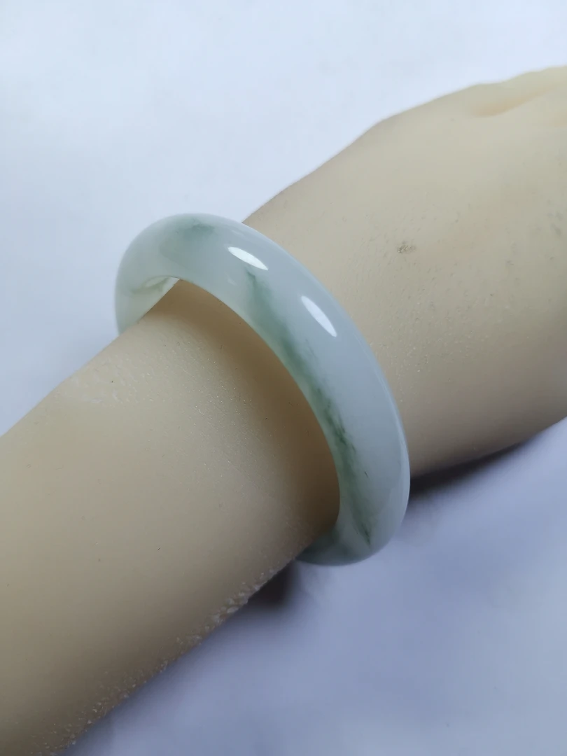 6号—52-53圈口-天然玉石-正品保障，天山翠，时尚高贵款