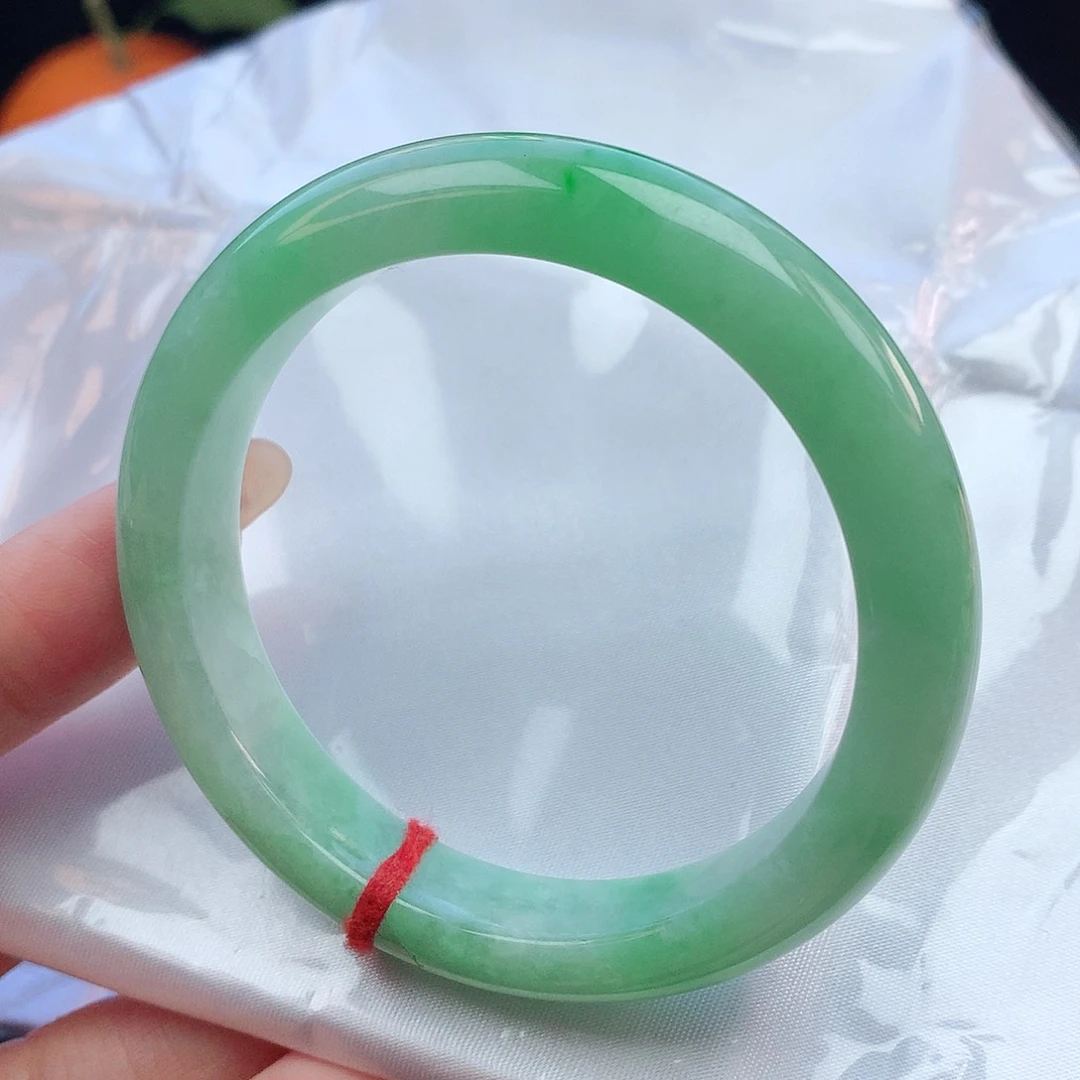 翡翠手镯未镶嵌53圈口882324