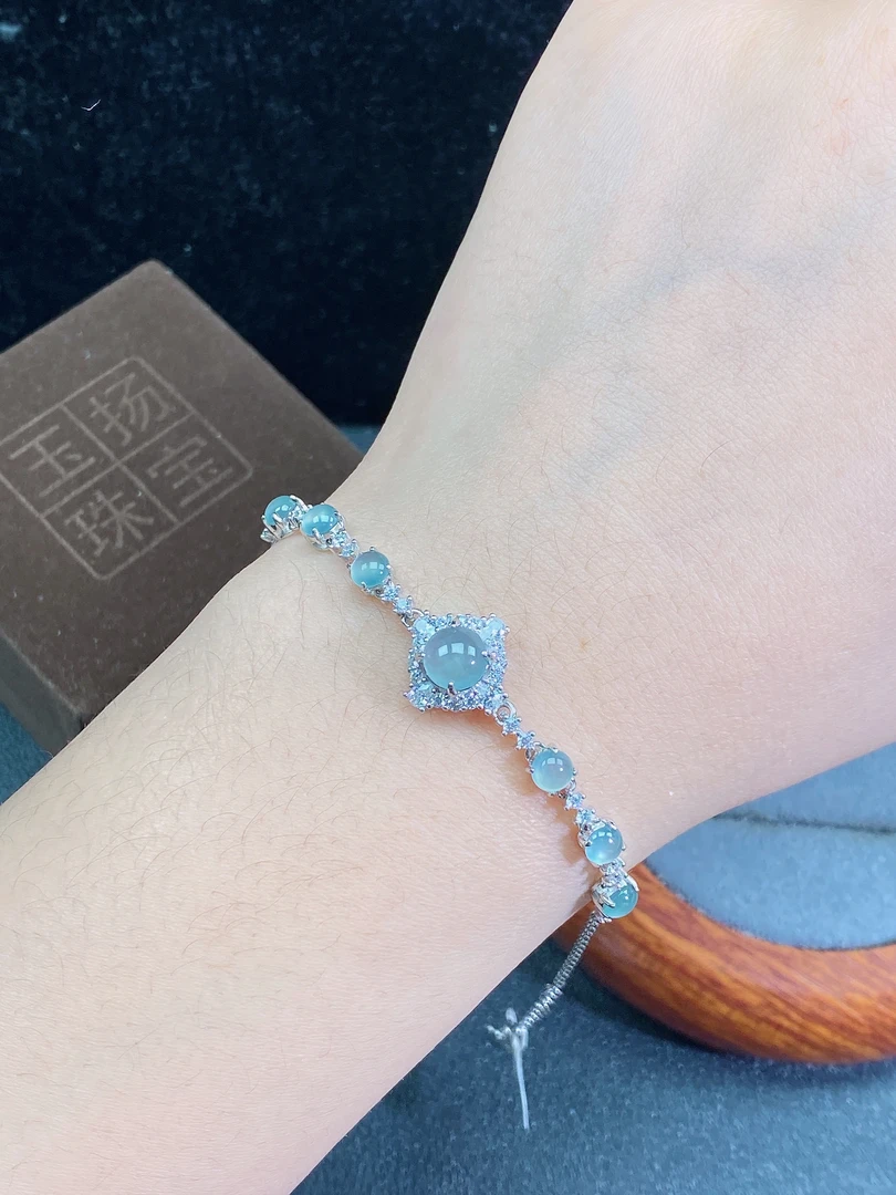 天然翡翠A货时尚百搭蓝冰设计款手链通体S925银镶嵌