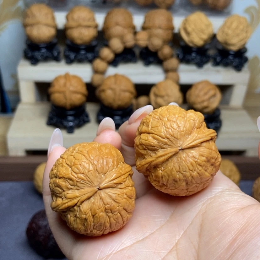 【闪购商品】桃核吊坠17……………………