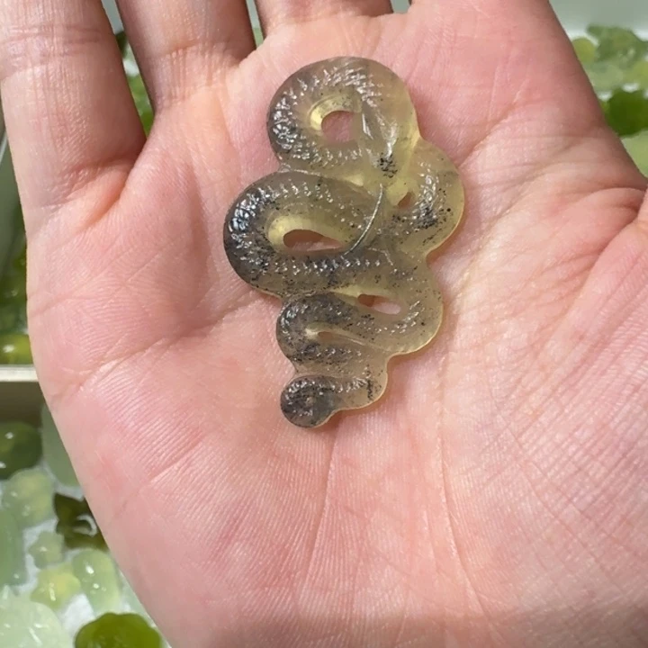 蛇纹石玉未镶嵌吊坠(不含链)