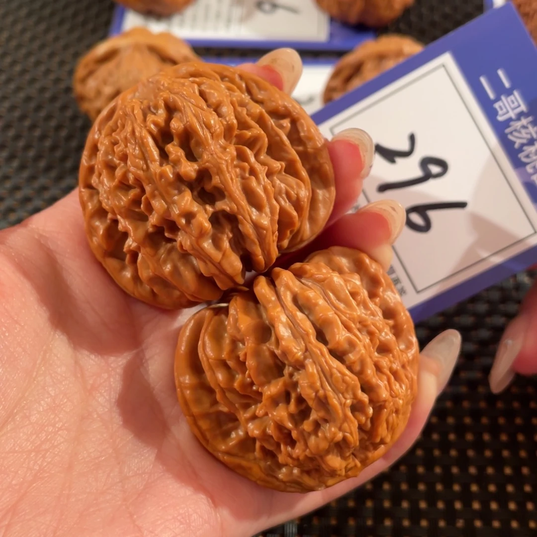 文玩核桃把件用****6296号46尺楼