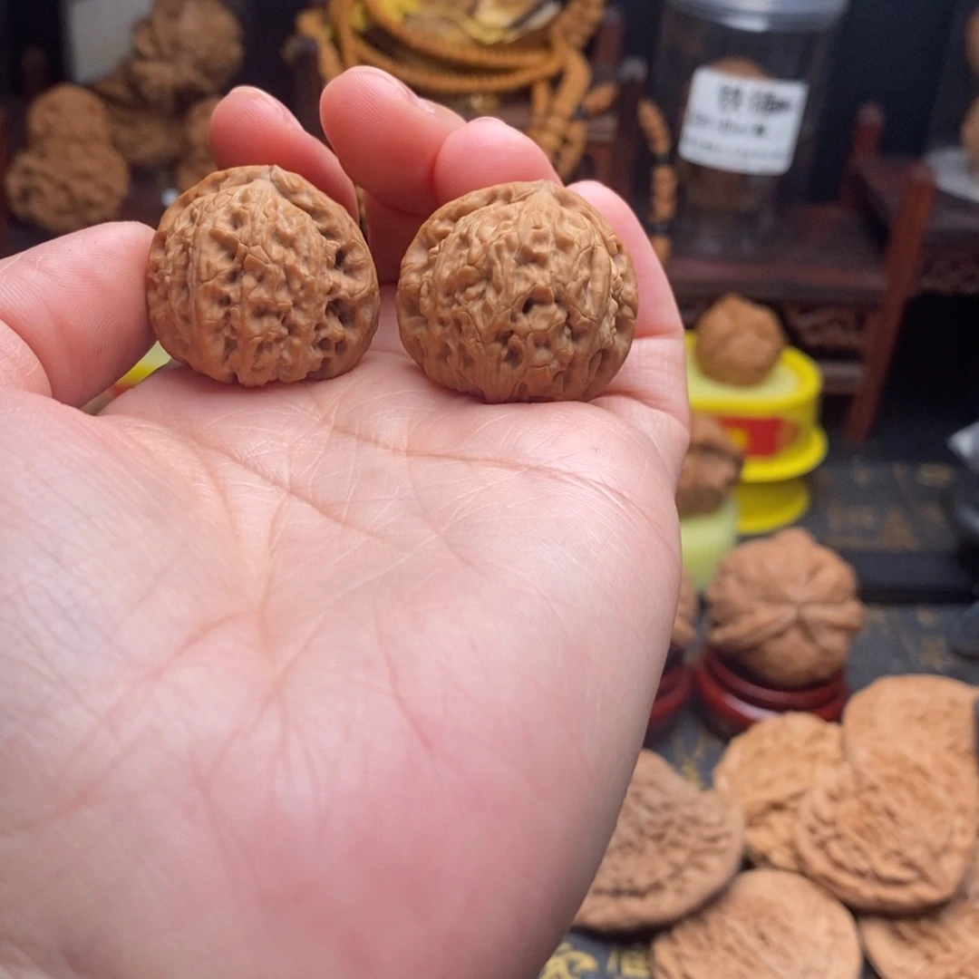 正***山手串/手链核桃白狮子30