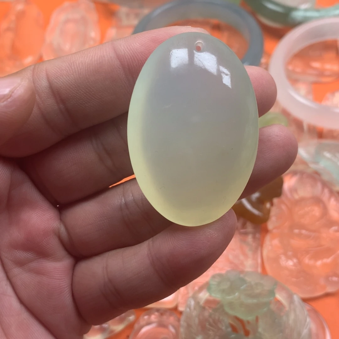 【闪购商品】未镶嵌蛇纹石玉颈饰