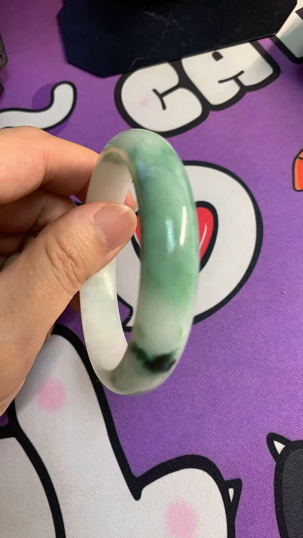 缅甸翡翠冰润小飘花手镯女款时尚气质（有纹完美主义勿拍）