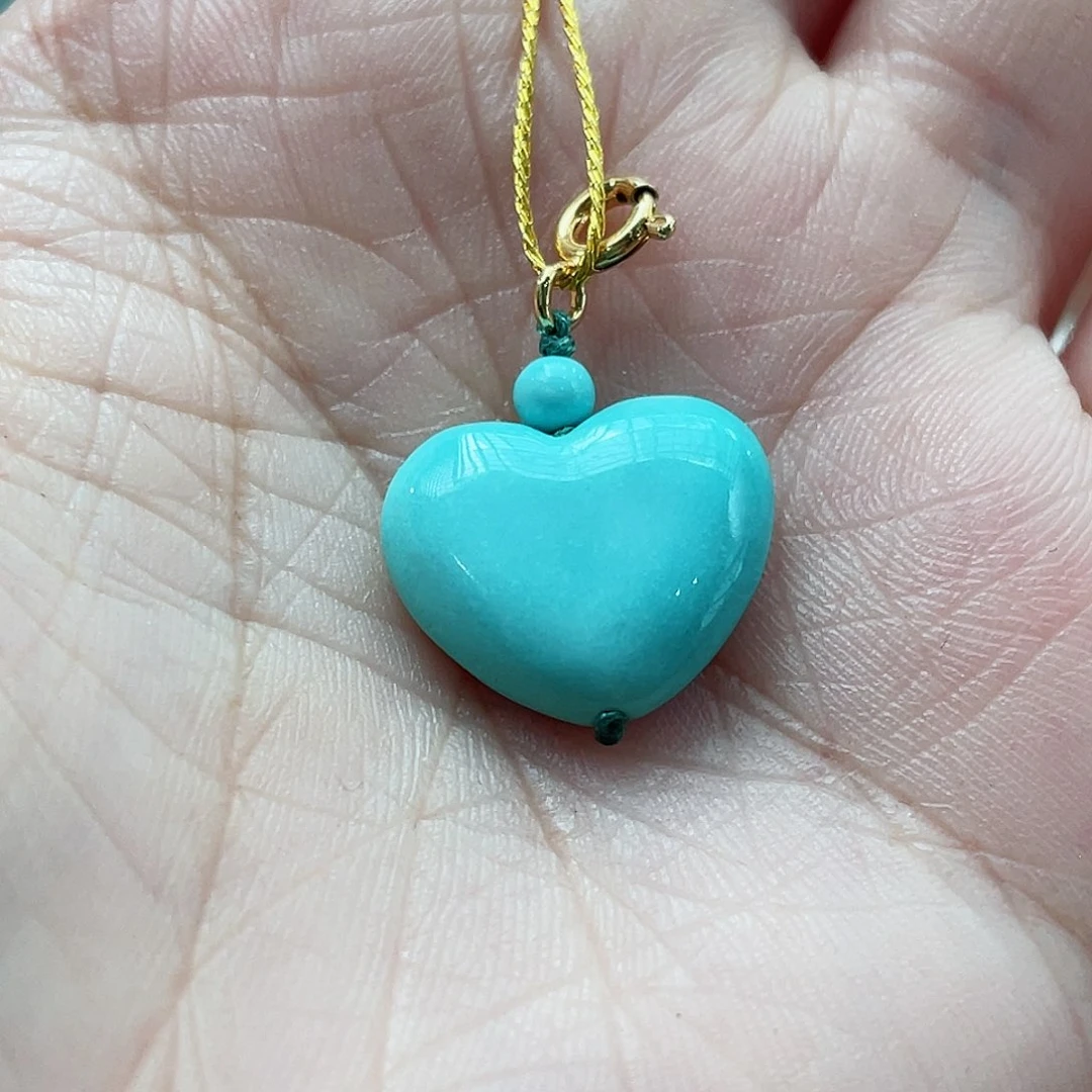 绿松石颈饰未镶嵌