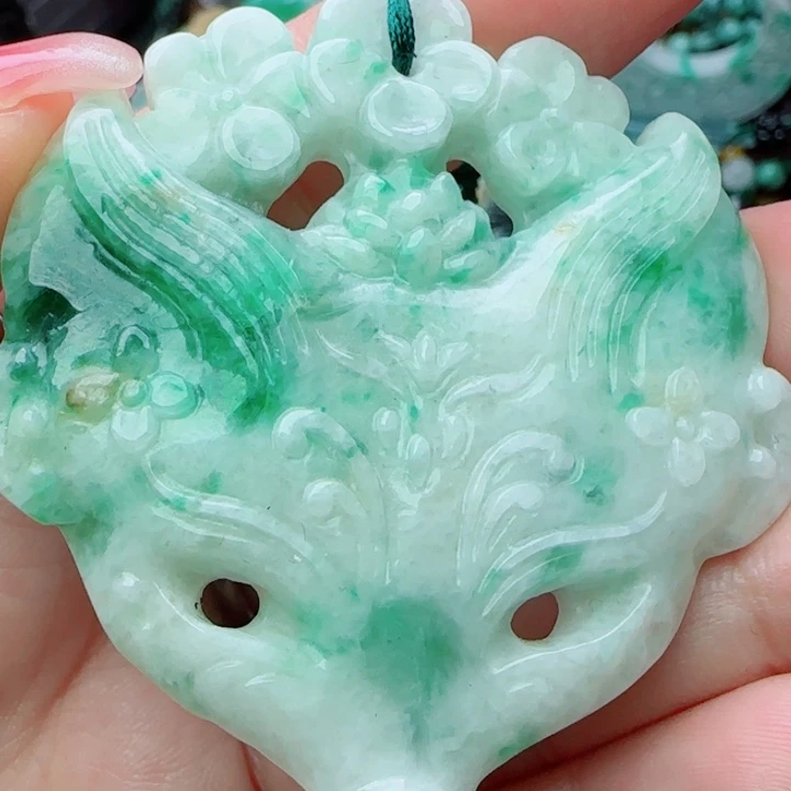 翡翠未镶嵌颈饰天然A货