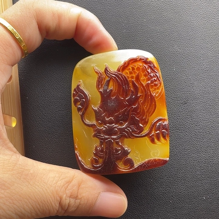 琥珀颈饰未镶嵌天然琥珀蜜蜡