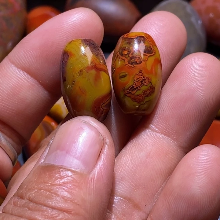 未镶嵌北票战国红桶珠玛瑙/玉髓睇*先