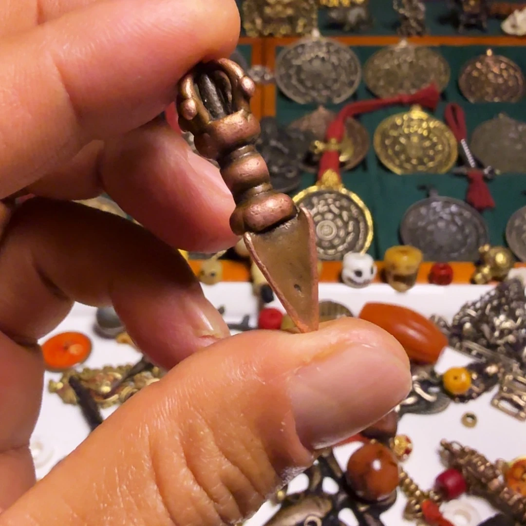 金刚撅紫金立马。