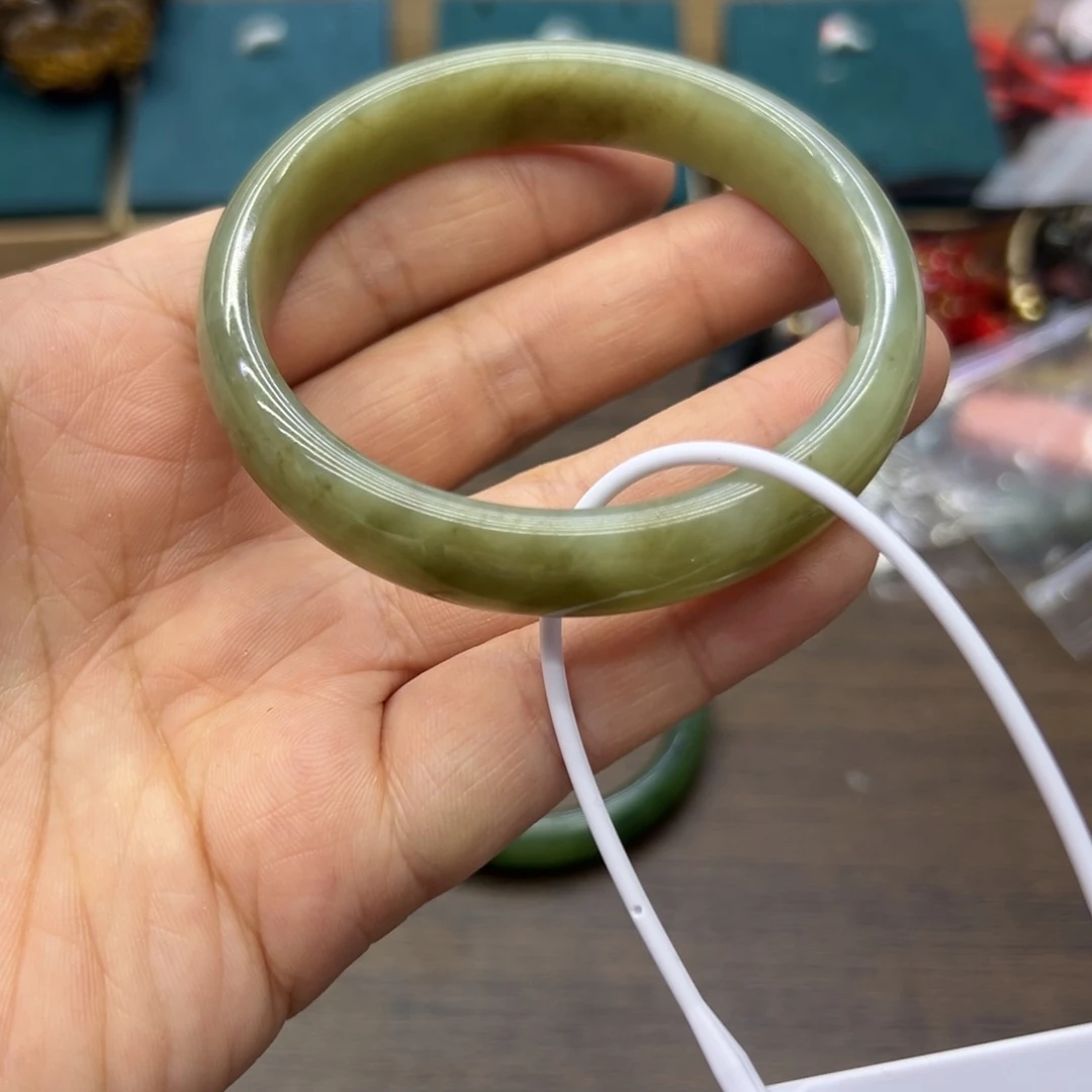 和田玉未镶嵌手镯58.9圈围065