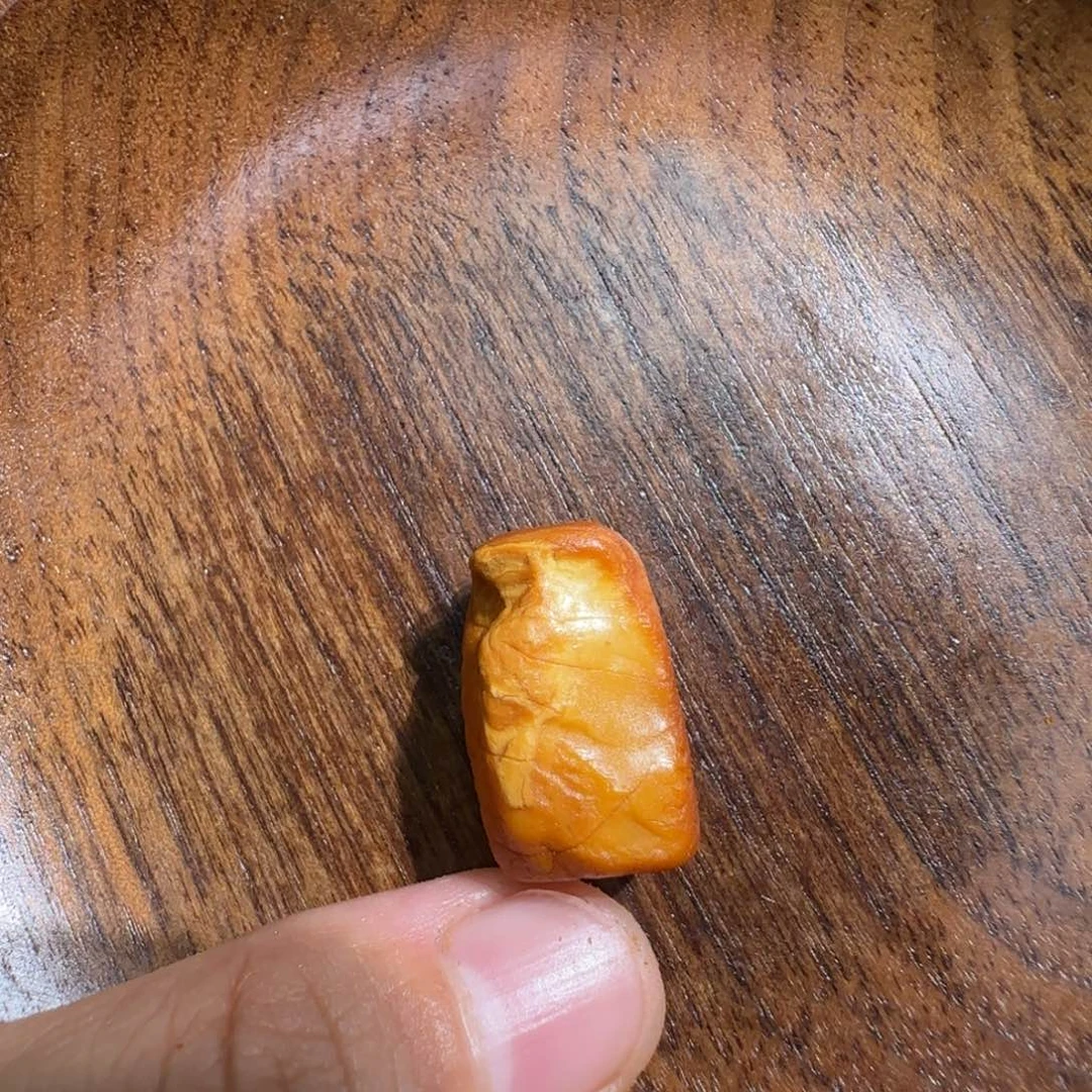 裸石琥珀未镶嵌定**心专属定制