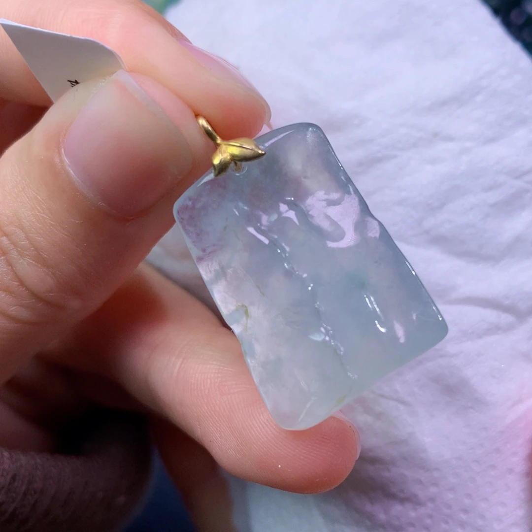 翡翠未镶嵌吊坠(不含链) 8947