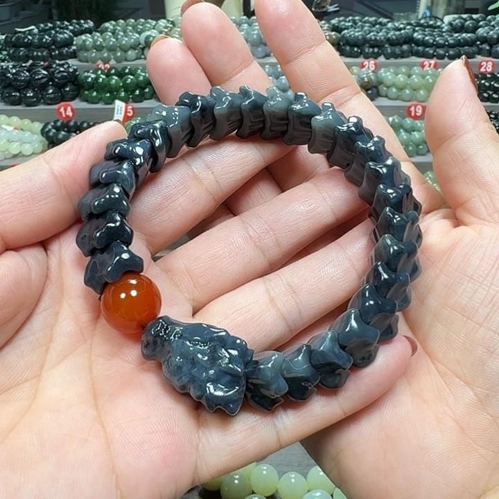 未镶嵌手链和田玉新疆青花