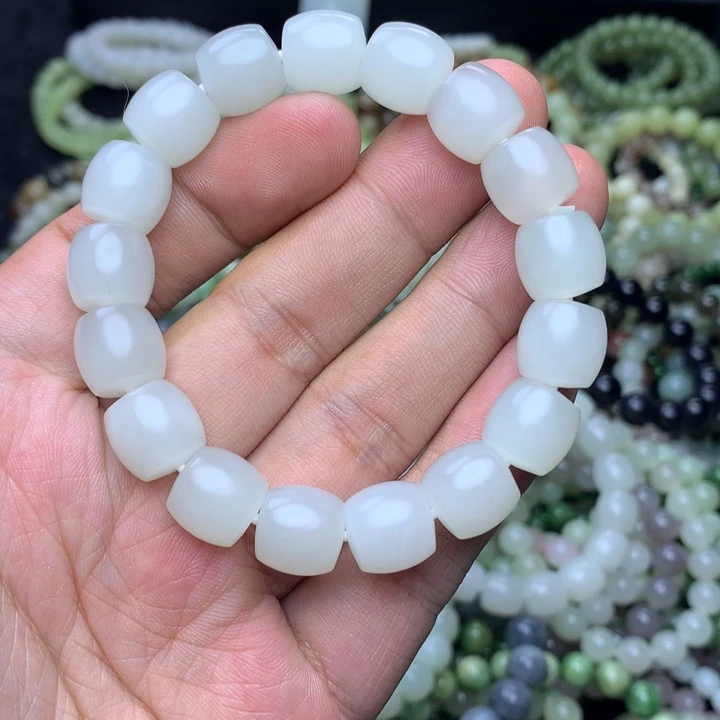 和田玉未镶嵌手串