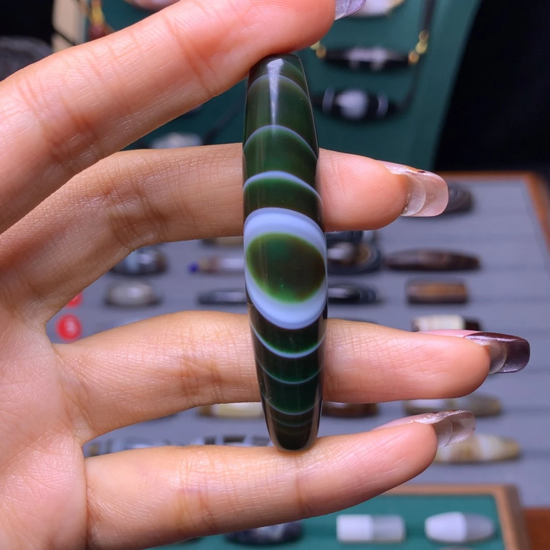 未镶嵌颈饰玛瑙/玉髓1*,