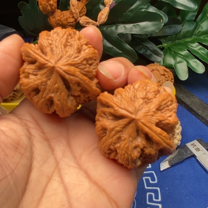 吊坠文玩核桃粗筋