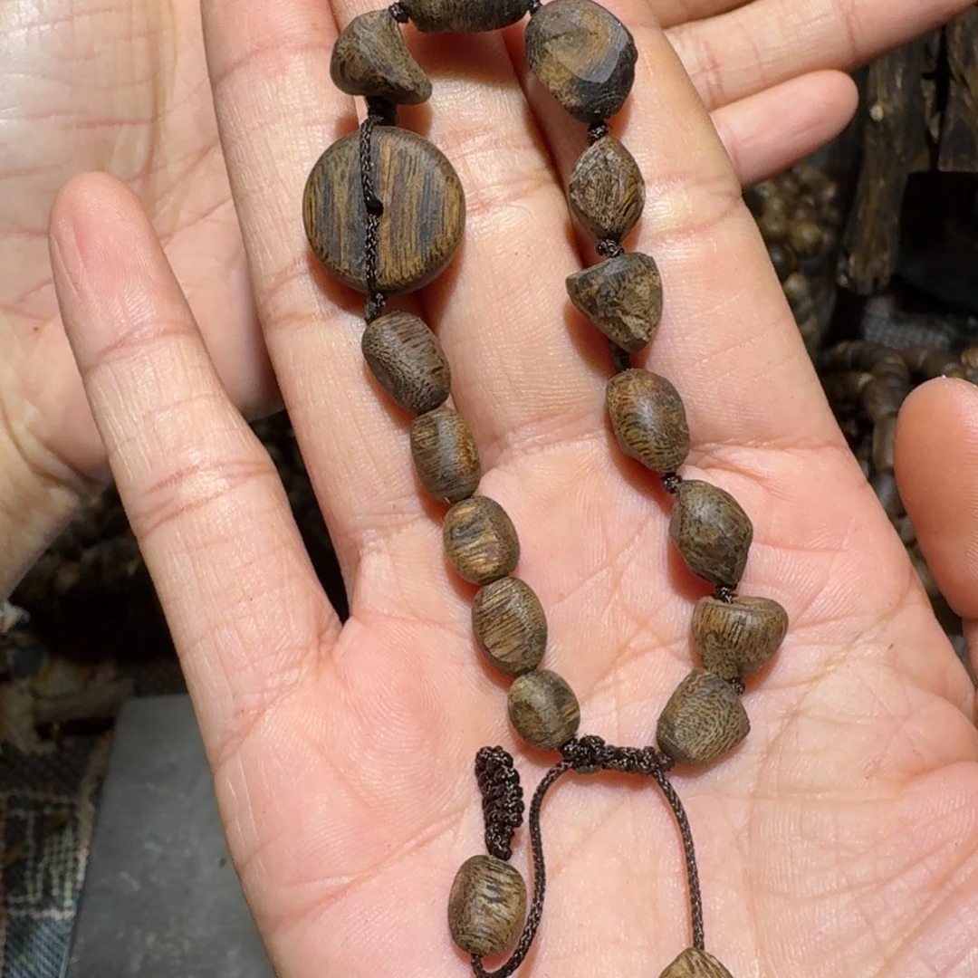 沉香碎屑沉香白***N海南乌身树丁5.3克料子