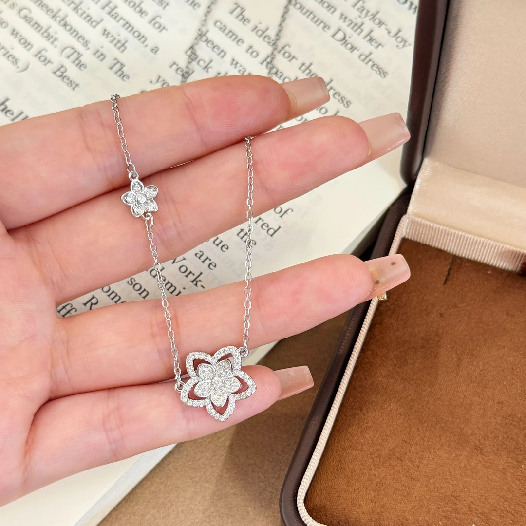 柯柒 钛钢项链 满钻花朵项链女轻奢时尚气质高级小众设计感锁骨链