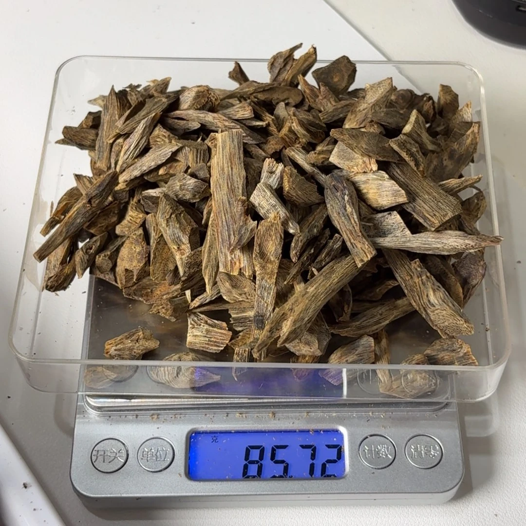 凌***生沉香碎屑沉香海南白棋85克