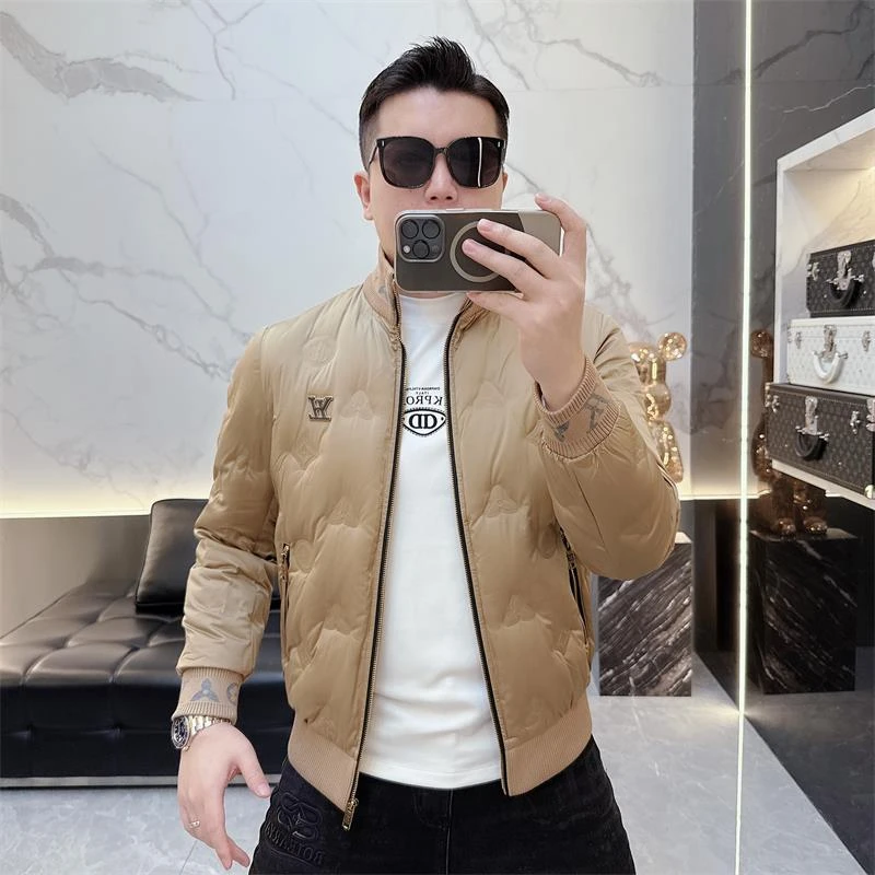 2025冬季新款男士潮流时尚立领字母提花徽章羽绒时尚修身休闲外套