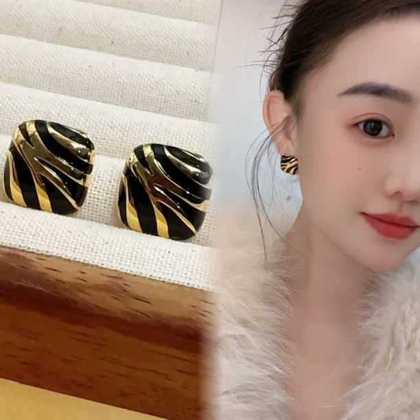 铜合金耳饰 【金属条纹】欧美时尚时装气质高级感耳饰耳环 S02