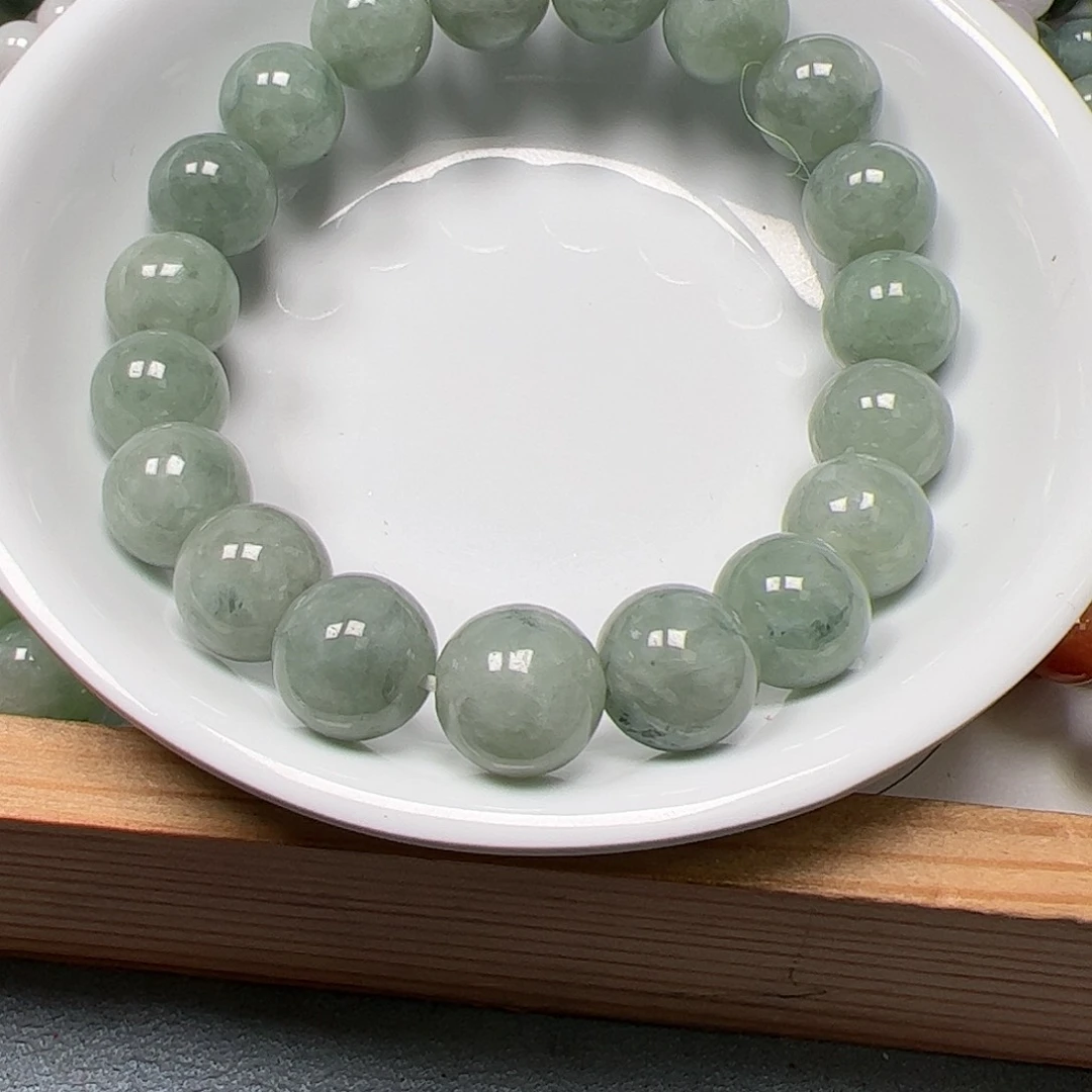 【闪购商品】翡翠手链未镶嵌还****吗卡10