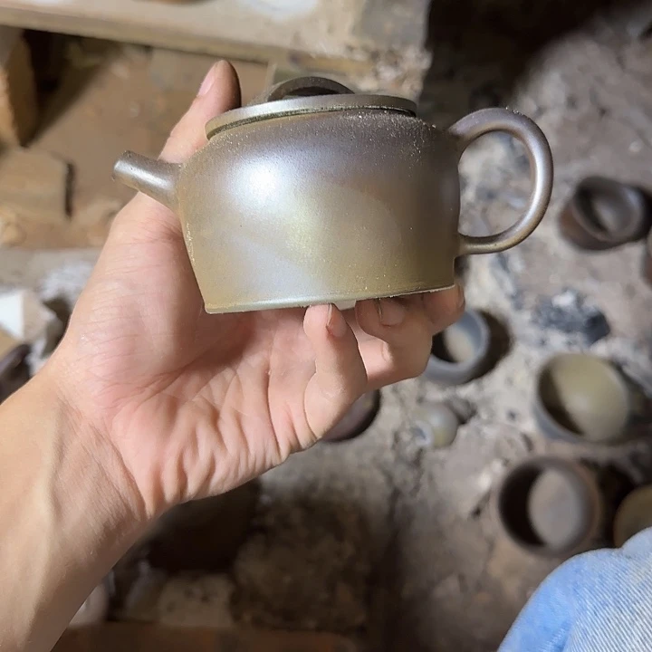 小***茄其他坭兴陶龙窑柴烧