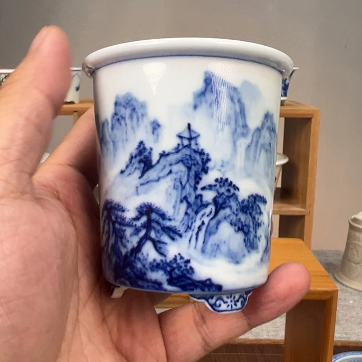 植***s青花山水签筒花盆