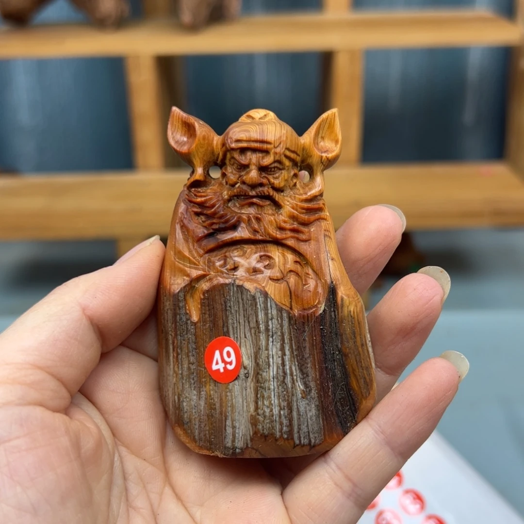 顺***爷木崖柏木摆件手把件