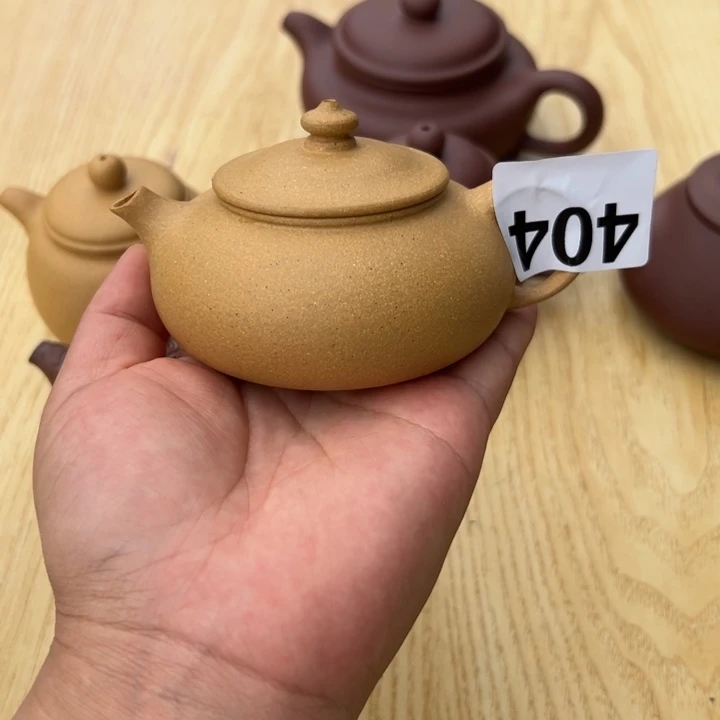 茶壶紫砂黄金段半手工140cc左右