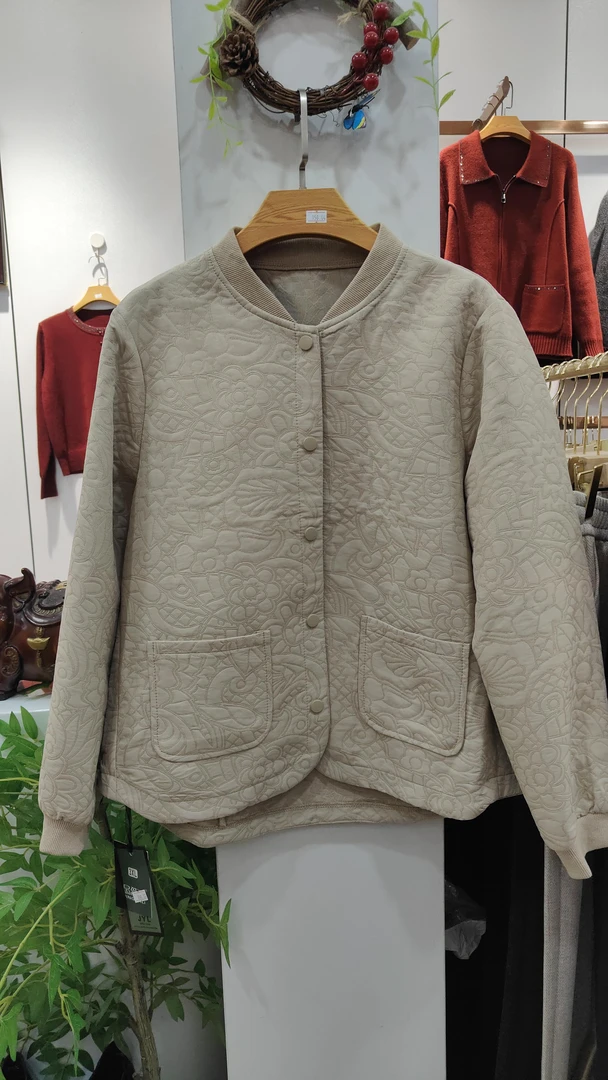 (洈水艳子)休闲提花短外套