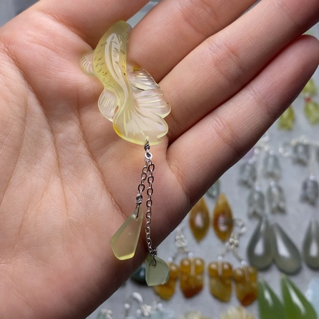 山***事蛇纹石玉未镶嵌耳饰/颈饰