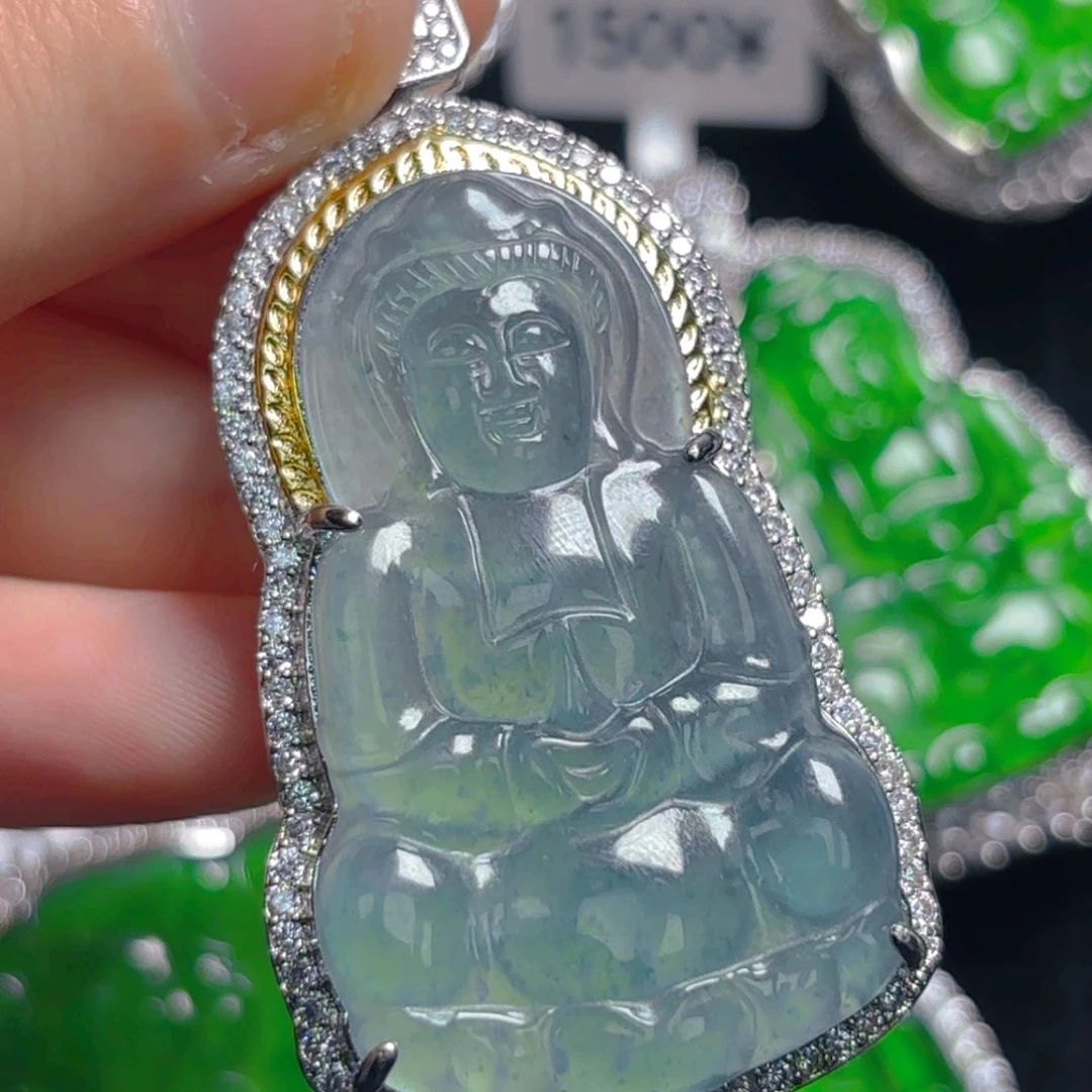 翡翠颈饰未镶嵌观音