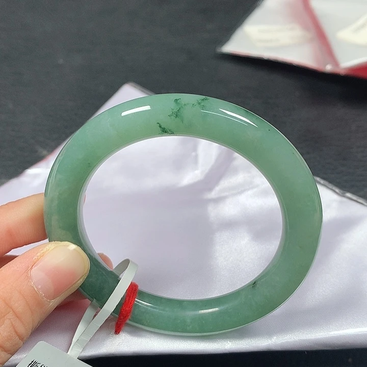 未镶嵌手镯（圆镯）翡翠54圈