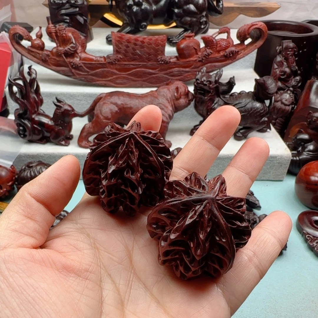 小叶紫檀把件折****?核桃