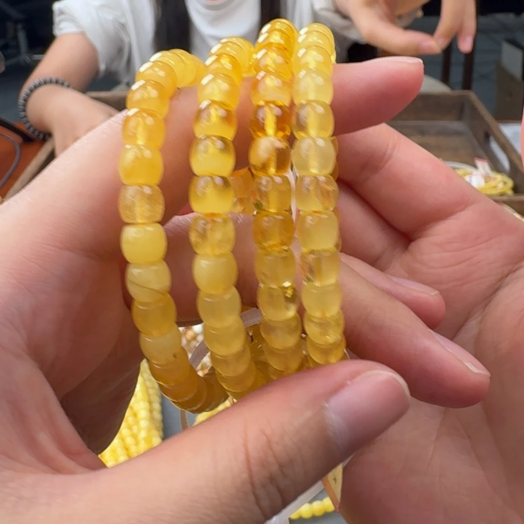 琥珀未镶嵌裸石手串