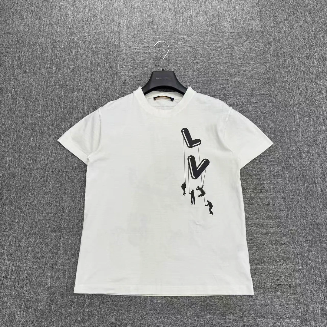 99新 LouisVuitton/路易威登 伞兵短袖/s码/17425